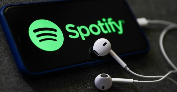 how to unhide a song on spotify