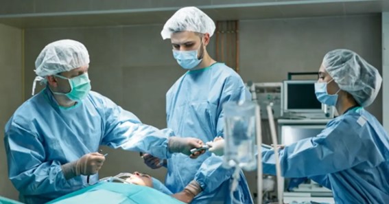 How To Become An Anesthesiologist? Education and Requirements